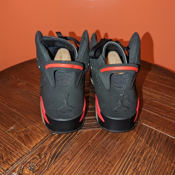 Nike Jordan 6 Infrared - Picture 2 of 4